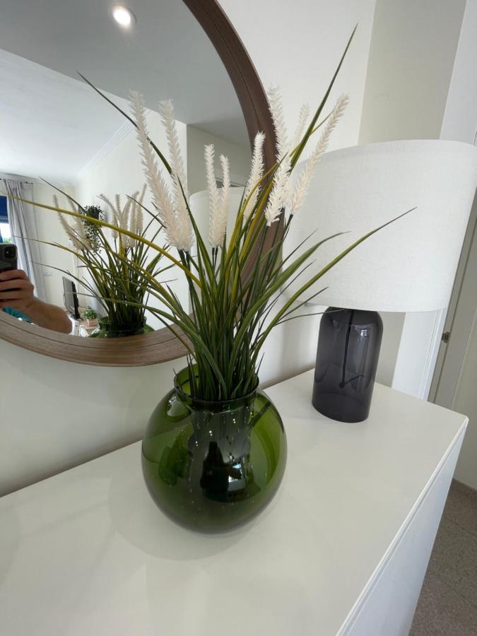 Appartement 4 Personas, Amplias Terrazas Y 2oo Mt De La Playa Dénia