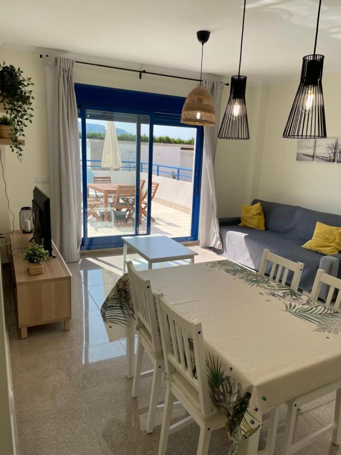 4 Personas, Amplias Terrazas Y 2oo Mt De La Playa Appartement Dénia